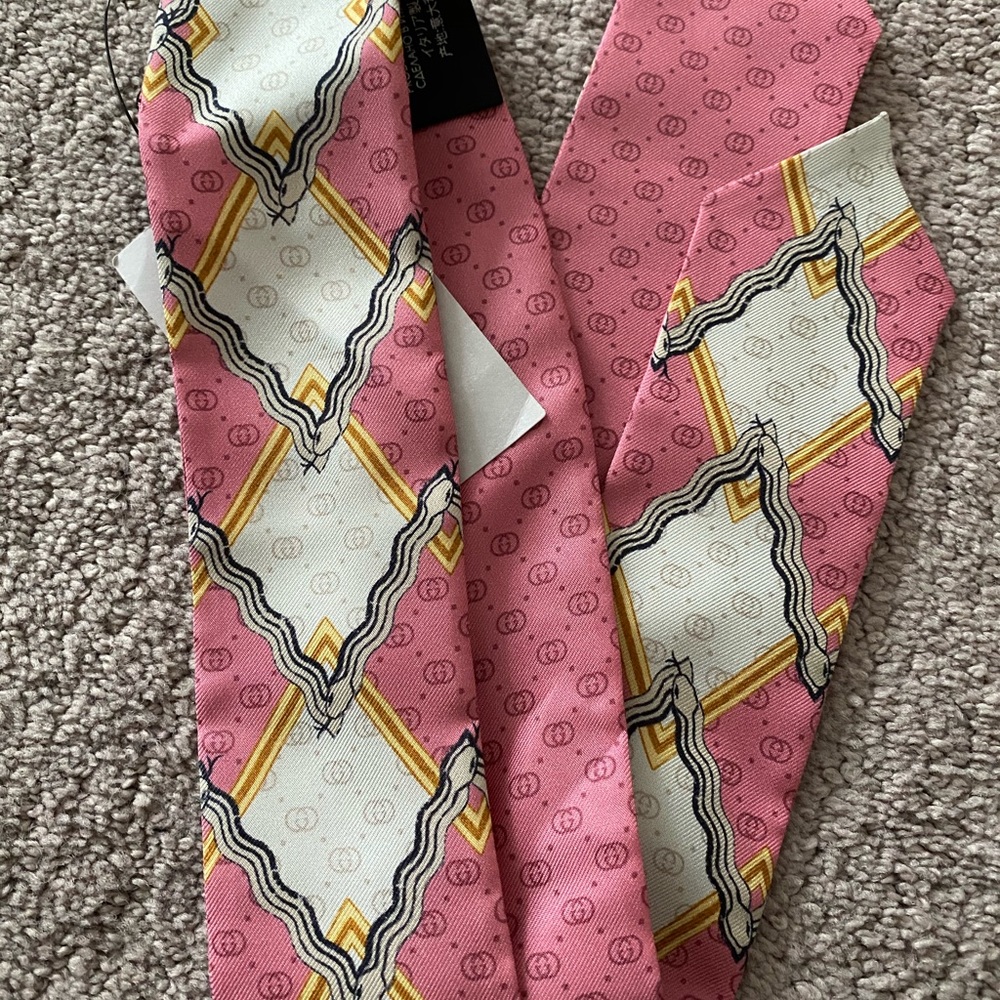 Scarf/Neck tie